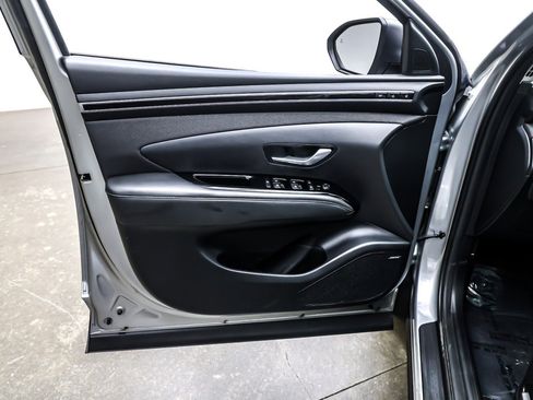 Used 2023 Hyundai Tucson Limited w/ Cargo Package image 22