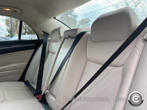 Used 2015 Chrysler 300 Limited w/ Driver Convenience Group image 12