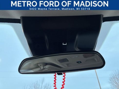 Used 2025 Ford Maverick Lariat w/ 4K Tow Package image 29