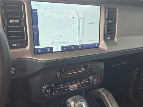 Used 2024 Ford Bronco Outer Banks AWD/4WD image 11