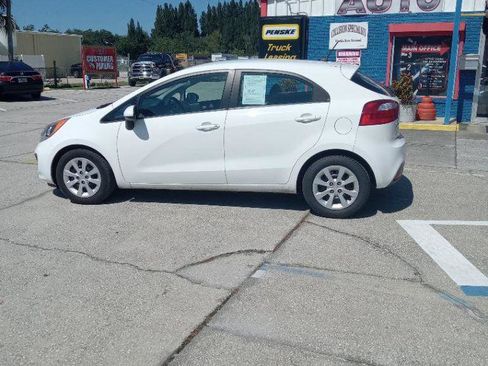 Used 2015 Kia Rio LX w/ Power Package image 4