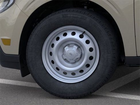 New 2025 Ford Maverick XL w/ Equipment Group 102A image 20