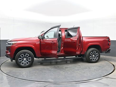Used 2024 Chevrolet Colorado LT w/ LT Convenience Package III image 51