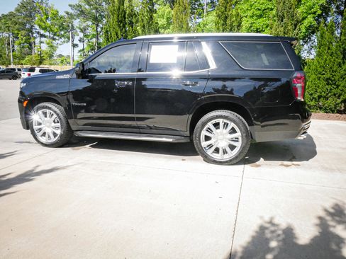 Used 2023 Chevrolet Tahoe High Country image 7