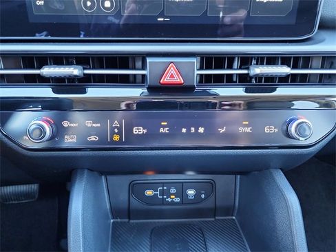 New 2026 Kia Sportage EX image 21