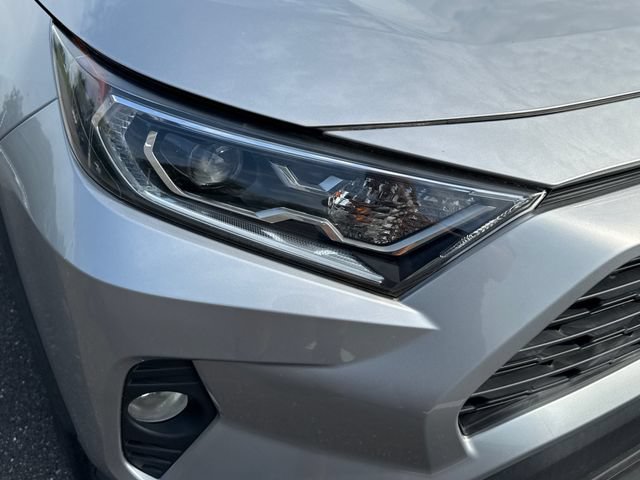 Used 2021 Toyota RAV4 XLE w/ Convenience Package AWD/4WD image 8