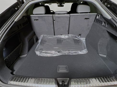New 2025 Audi Q5 Premium Plus image 26