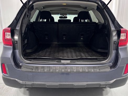 Used 2017 Subaru Outback 2.5i Premium AWD/4WD image 28
