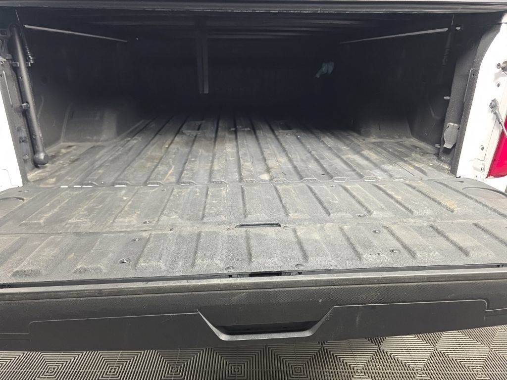 Used 2024 Chevrolet Silverado 2500 High Country w/ High Country Premium Package AWD/4WD image 35
