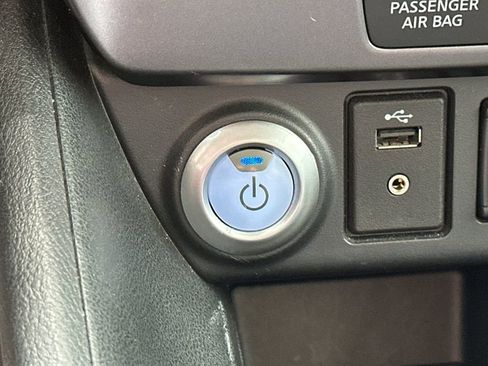 Used 2019 Nissan Leaf S w/ S Charge Package FWD image 21