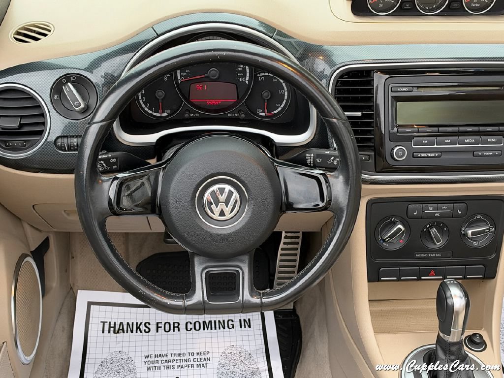 Used 2013 Volkswagen Beetle 2.0T FWD image 23