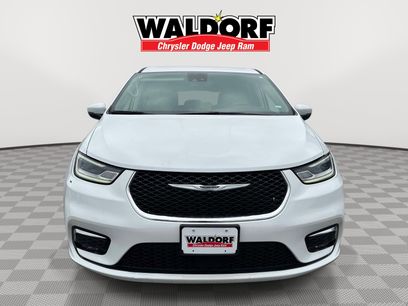 Used 2023 Chrysler Pacifica Touring-L