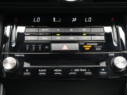 Certified 2023 Lexus IS 300 w/ Premium Package image 28