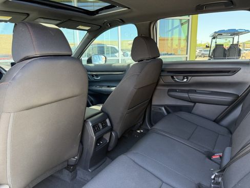 Used 2025 Honda CR-V Sport image 34