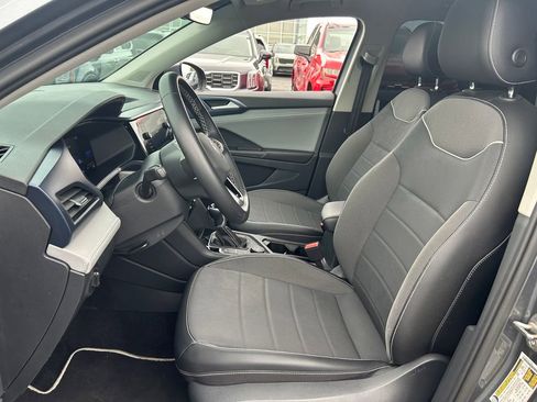 Used 2023 Volkswagen Taos SE AWD/4WD image 22