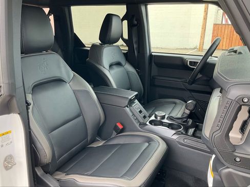 New 2025 Ford Bronco Outer Banks image 48