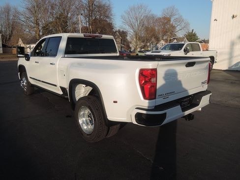 New 2026 Chevrolet Silverado 3500 High Country w/ High Country Premium Package image 12