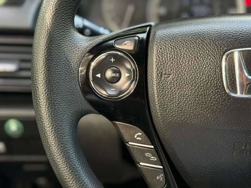 Used 2017 Honda Accord LX image 12