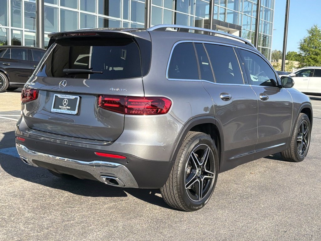 Used 2026 Mercedes-Benz GLB 250 4MATIC image 3