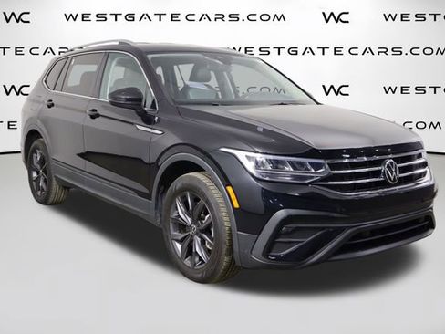 Used 2023 Volkswagen Tiguan SE FWD image 43