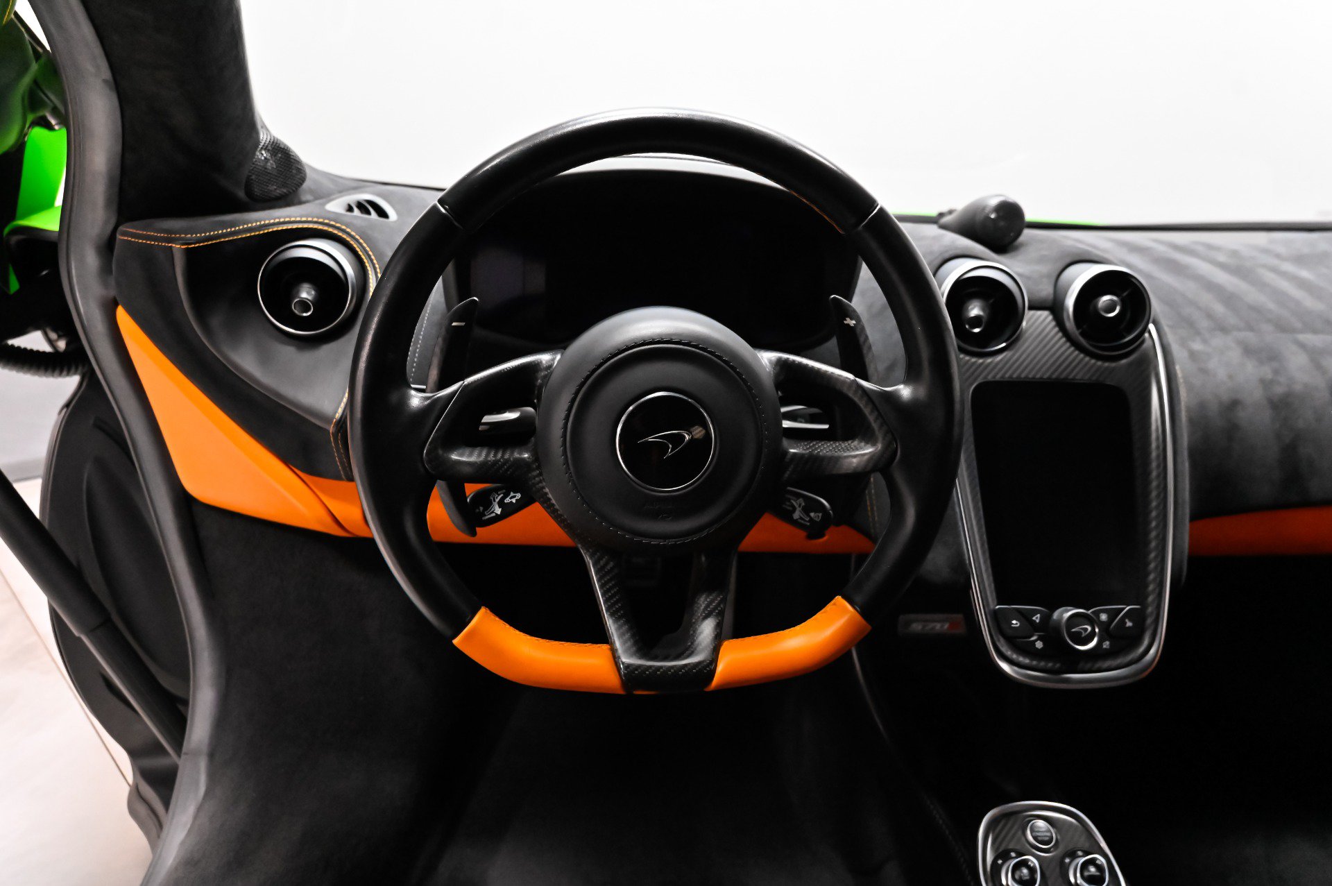Used 2016 McLaren 570S Coupe RWD image 42