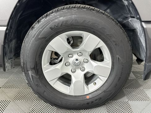 Used 2023 RAM 1500 Big Horn RWD image 46