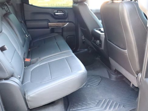 Used 2020 Chevrolet Silverado 1500 LT Trail Boss AWD/4WD image 17