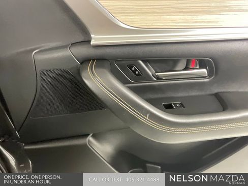 Certified 2025 MAZDA CX-90 Plug-In Hybrid w/ Preferred AWD/4WD image 21