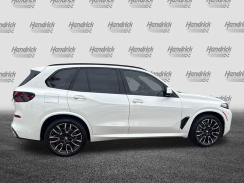 Used 2026 BMW X5 xDrive40i w/ M Sport Package AWD/4WD image 10
