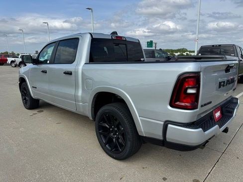 New 2026 RAM 1500 Laramie AWD/4WD image 5