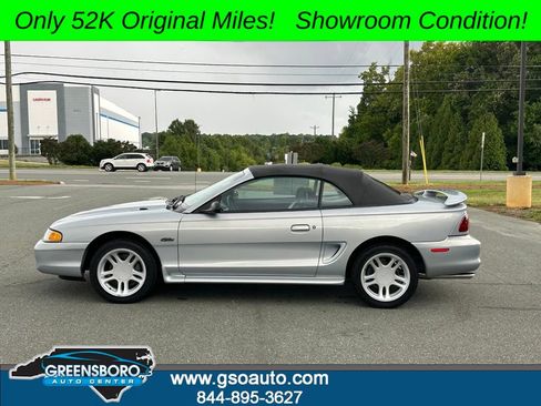 Used 1996 Ford Mustang GT RWD image 3