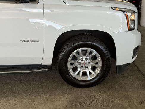 Used 2020 GMC Yukon SLT w/ Open Road Package RWD image 10