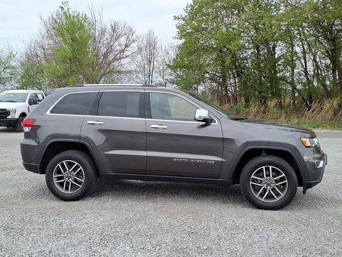 Used 2021 Jeep Grand Cherokee Limited w/ Luxury Group II AWD/4WD image 4