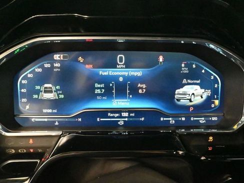 Used 2025 Chevrolet Silverado 1500 RST image 36