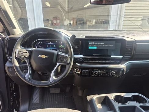 Used 2025 Chevrolet Silverado 3500 LT w/ Safety Package AWD/4WD image 8