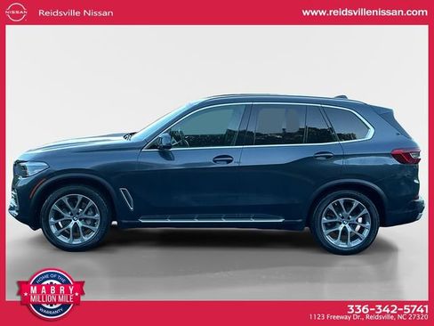 Used 2019 BMW X5 xDrive40i w/ Premium Package 2 image 2