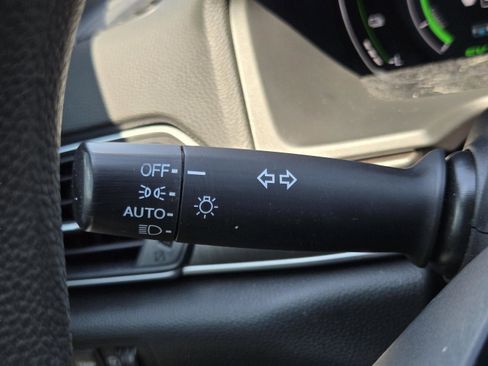 Used 2021 Honda Accord Hybrid image 18
