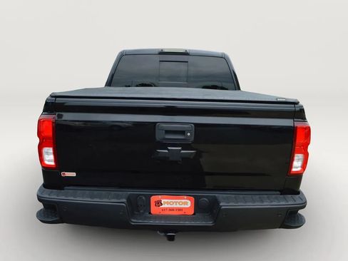 Used 2018 Chevrolet Silverado 1500 LTZ Z71 w/ LTZ Plus Package AWD/4WD image 7
