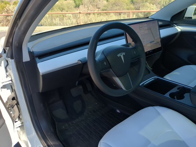 Used 2021 Tesla Model 3 Standard Range Plus RWD image 10