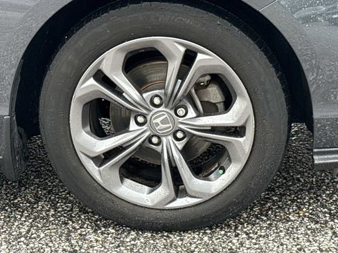 Certified 2023 Honda Accord EX image 29