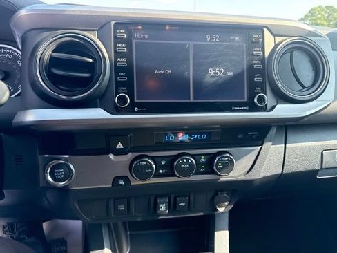 Used 2023 Toyota Tacoma SR5 RWD image 31
