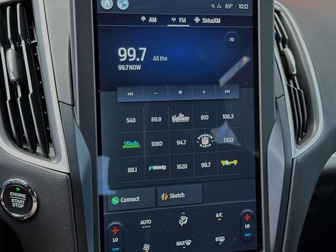 New 2024 Ford Edge SE w/ Black Appearance Package image 15