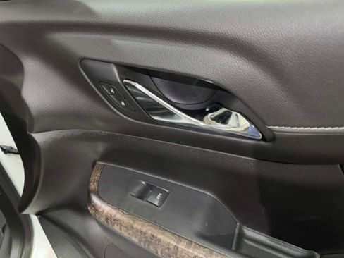 Used 2021 GMC Acadia Denali w/ Denali Technology Package image 60