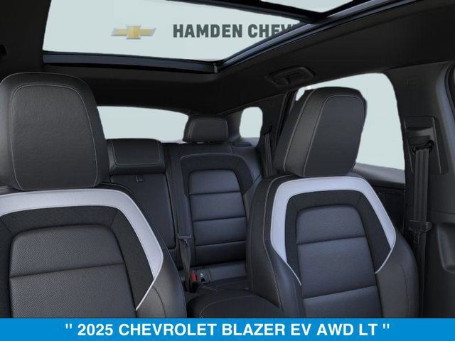 New 2025 Chevrolet Blazer EV LT AWD/4WD image 24
