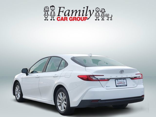 Certified 2025 Toyota Camry LE FWD image 3