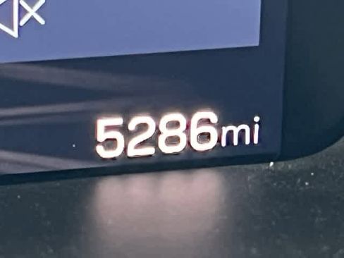 Used 2024 GMC Canyon Elevation w/ Convenience Package image 19