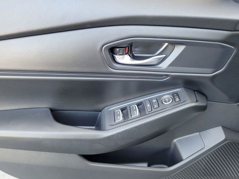 Used 2023 Honda Accord EX image 24