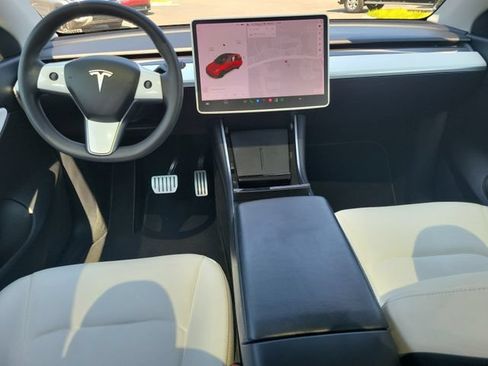 Used 2021 Tesla Model Y Performance AWD/4WD image 16