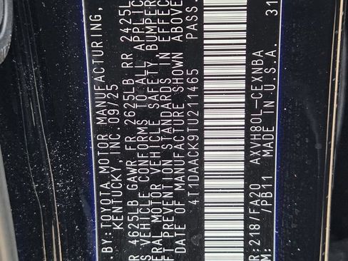 Used 2026 Toyota Camry LE FWD image 31