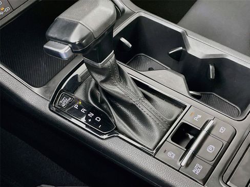 Used 2025 Kia K5 LXS FWD image 19